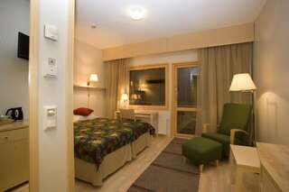 Отель Tradition Hotel Kultahovi Инари Улучшенный двухместный номер с 2 отдельными кроватями и сауной-12